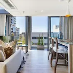 Always-Power Luxury De Waterkant Loft Retreat